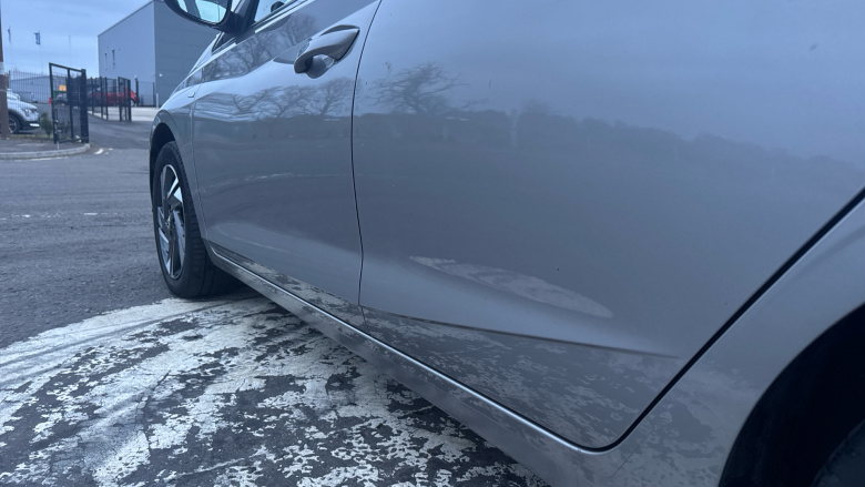 Hyundai i20 1.0T GDi 48V MHD SE Connect 5dr Petrol Hatchback